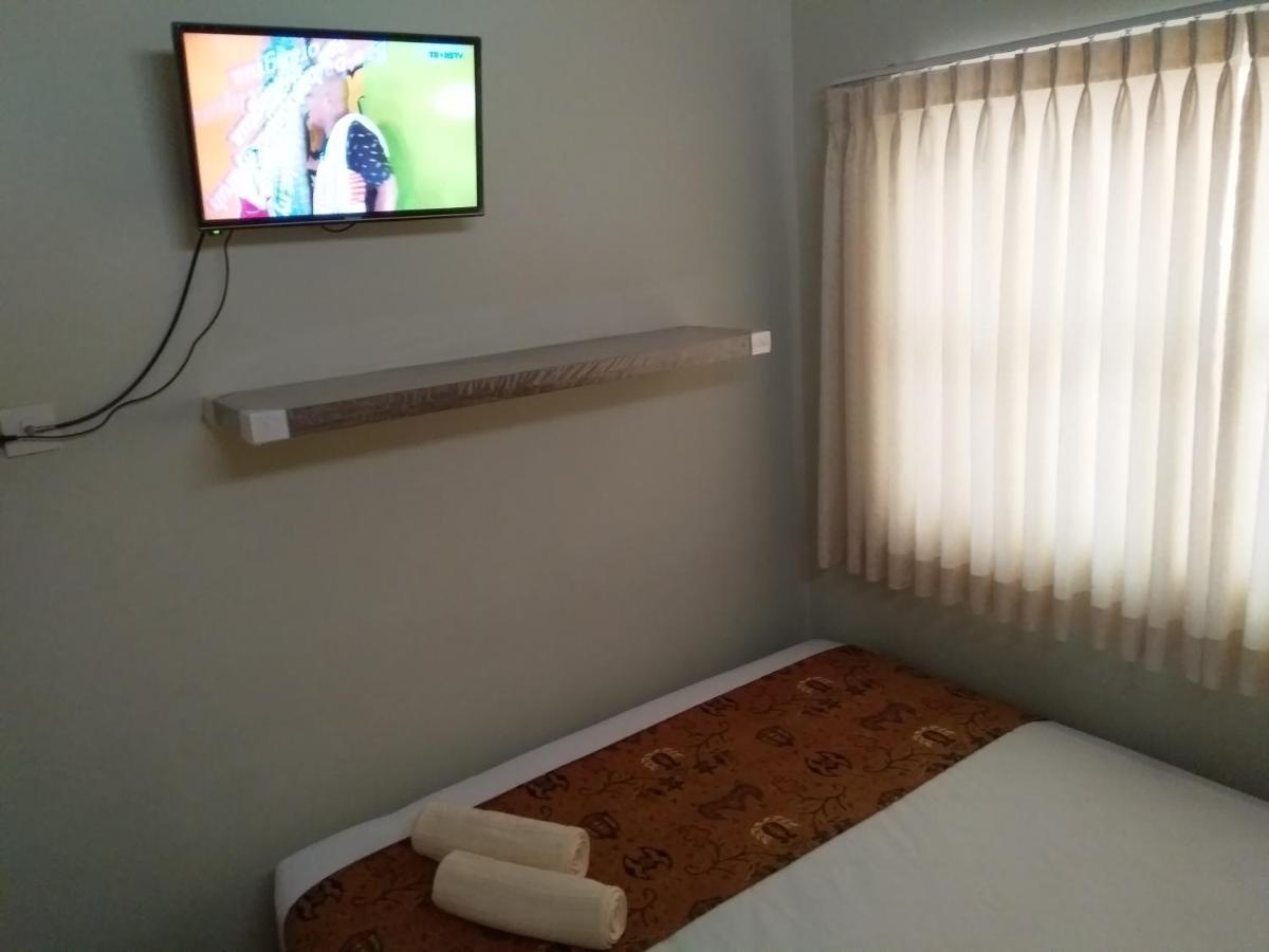 Apartamento Omah Ngadiwinatan Syariah Yogyakarta Exterior foto